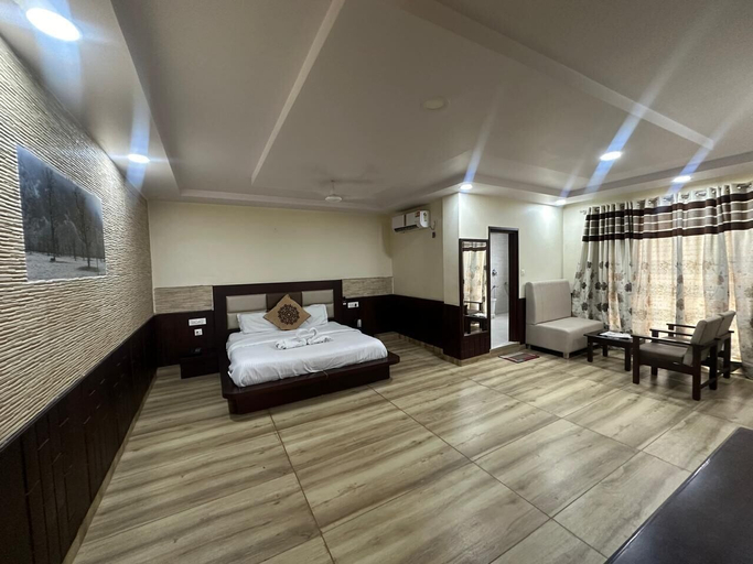 Bedroom 3, Hotel Anant Restaurant And Bar, Mandi