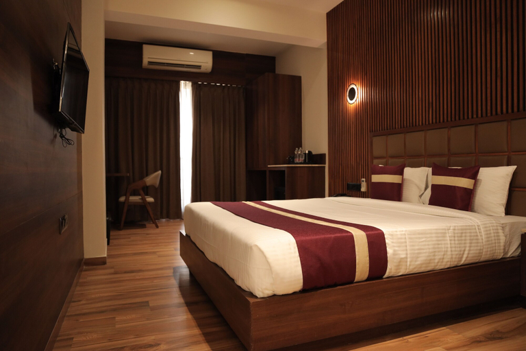 Bedroom 4, HOTEL VIVOTEL, Surat