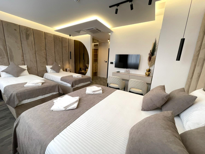 Bedroom 12