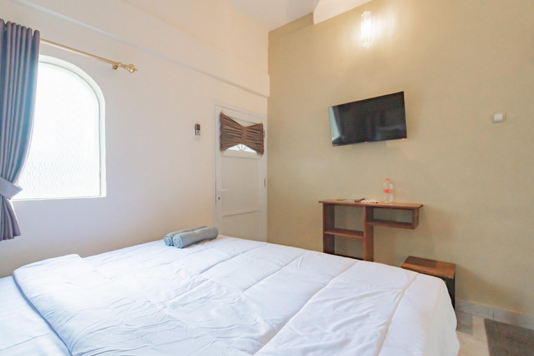 Bedroom 23