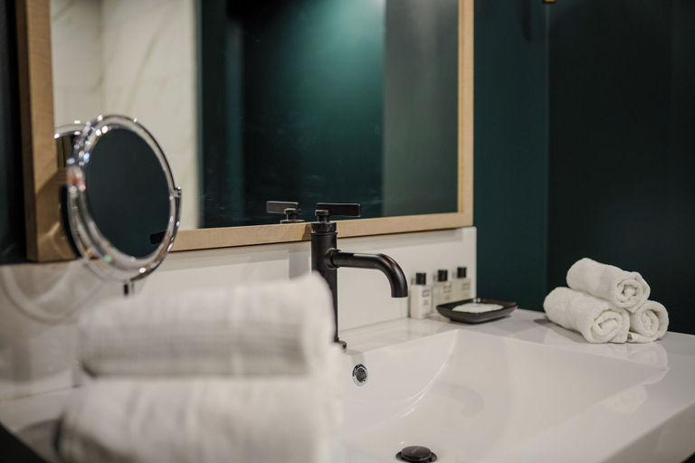 Bathroom, Inn At Mount Snow, Windham
