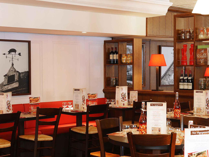 Public Area 2, ibis Caen Centre, Calvados