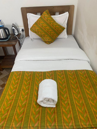 Bedroom 2, Calangute Beach Crystal, North Goa