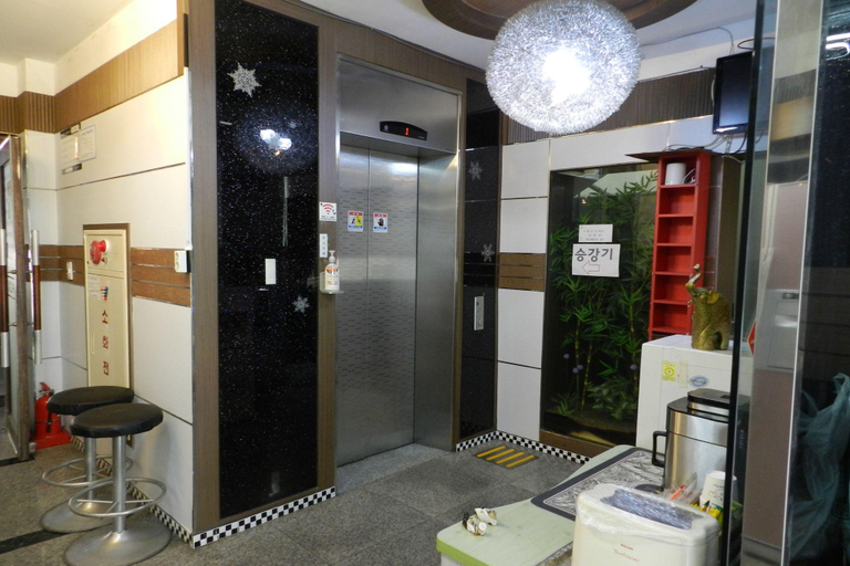 Others 5, XO Motel, Jeonju