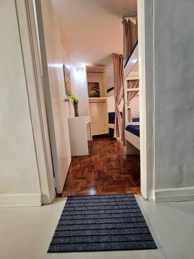 Others 5, Cozy Condo Unit at Palm Towers, Makati City