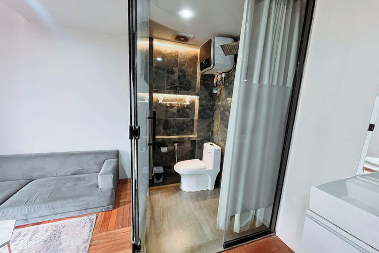 Bathroom 4, Roadsidevilla's, Wonosobo