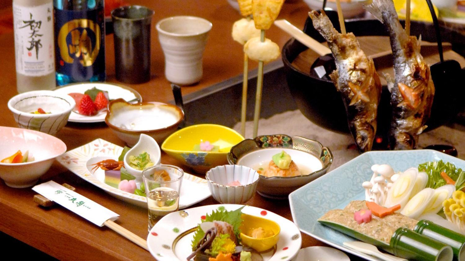 Food & Drinks 30