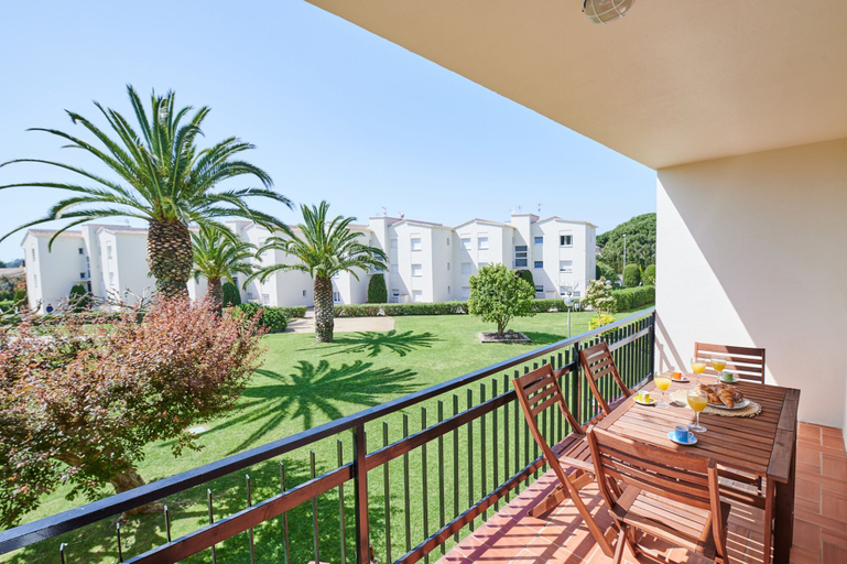 Room 5, Costa Brava E-4 in Calella de Palafrugell, Girona