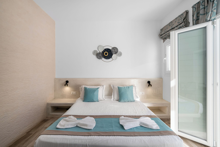 Bedroom 3, Oasis Suites Fira, South Aegean