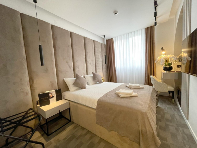 Bedroom 16
