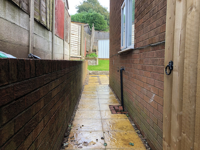 Property grounds 5, Captivating 1-bed Apartment in Hednesford, Staffordshire