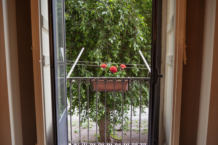 Others 4, Bed And Books, Catania