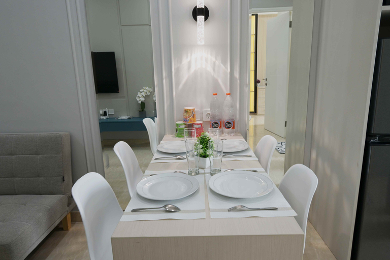 Dining Room 7