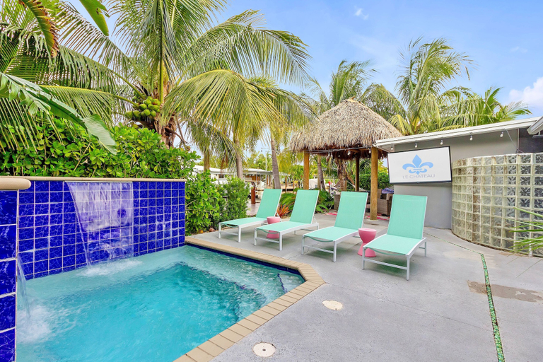 Exterior 2, Flirty Flamingo Colorful Waterfront Escape w Pool, Broward
