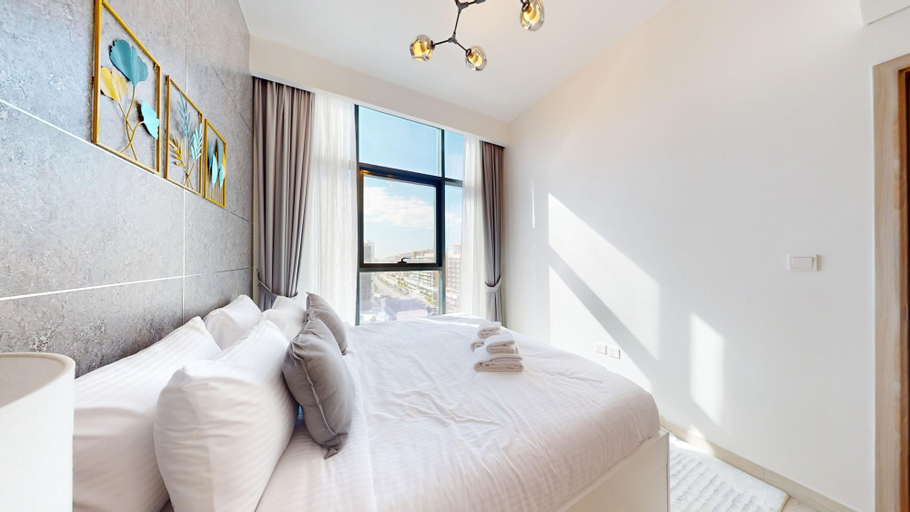 Room 4, Al Meydan - Azizi Riviera 47 - 801, Dubai