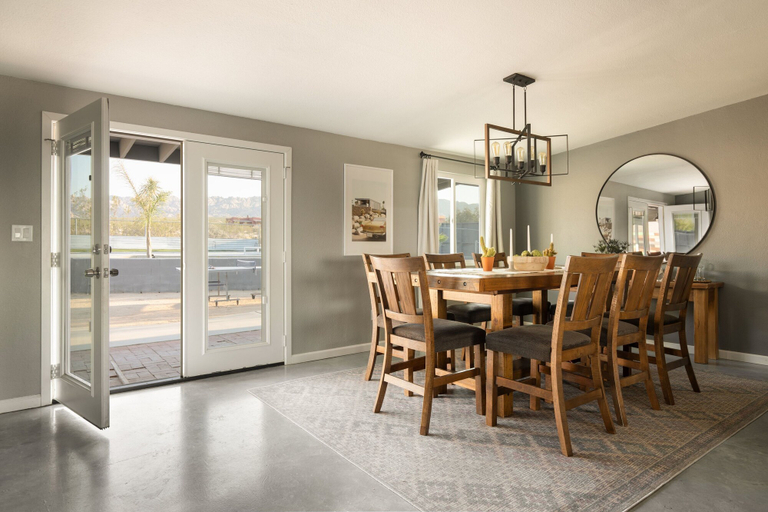 Room 3, Jackrabbit Ridge by Avantstay Entertainers Paradise w Pool Games, San Bernardino