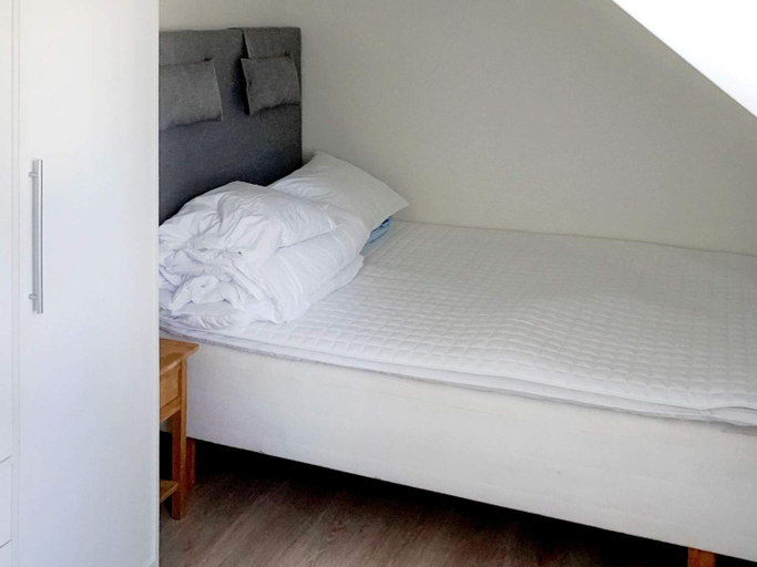 Bedroom, person holiday home in LJUNG, Herrljunga