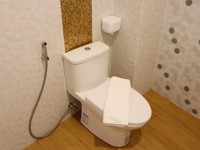 Bathroom 3, Moya Boutique Hotel, Batong