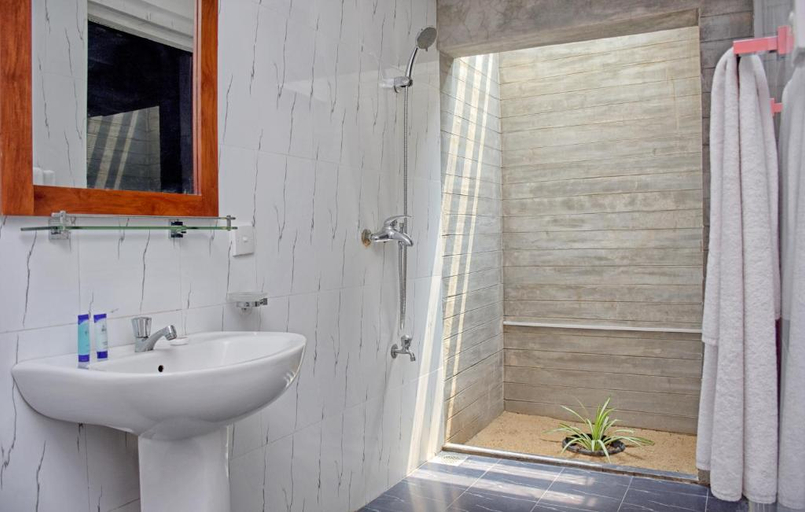 Bathroom 4, Amagi Beach - Secluded Slice of Paradise, Mahawewa