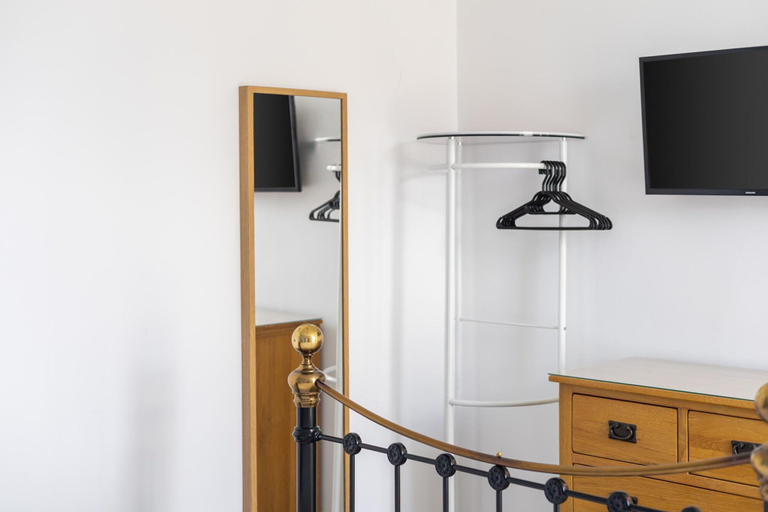 Room 2, Host Stay Sleights at the Sandbeck, North Yorkshire