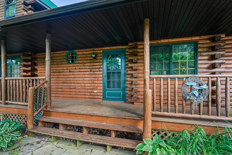 Exterior 3, Wazeecha Lodge in Wisconsin Rapids, Wood
