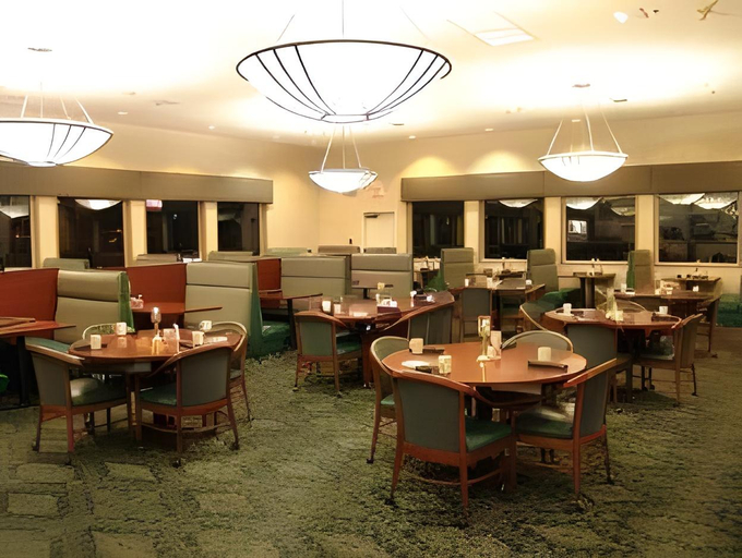 Food & Drinks 3, Shilo Inn Suites Klamath Falls, Klamath