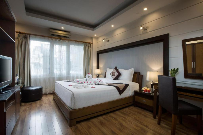 Bedroom 8