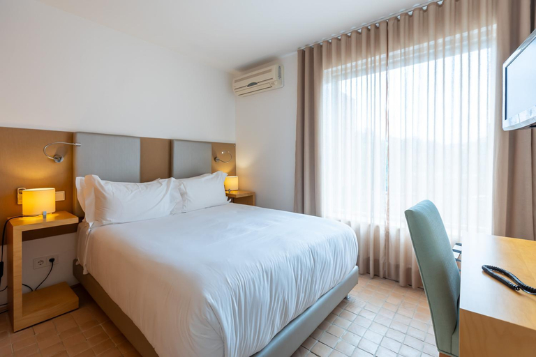 Bedroom 13