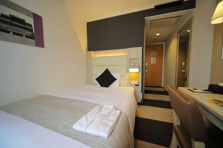 Bedroom 3, Sunroute Stellar Ueno, Taitō