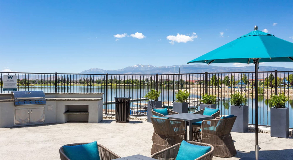 Room 5, Amazing Water View w Jacuzzi Sky Lounge, Washoe