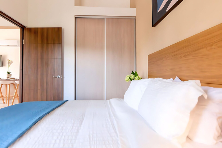 Room 4, Upstay - Modern Jaco Beach Apartment With Pool, Garabito