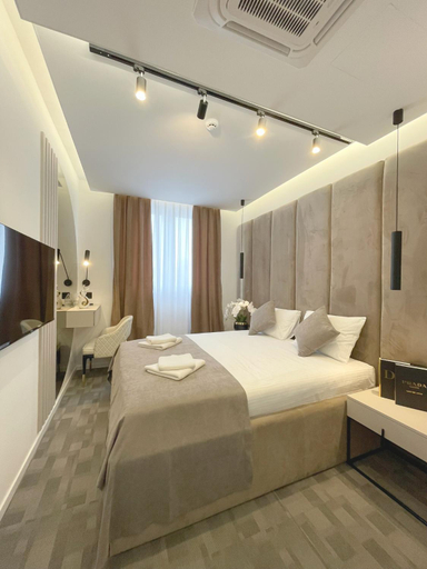 Bedroom 8