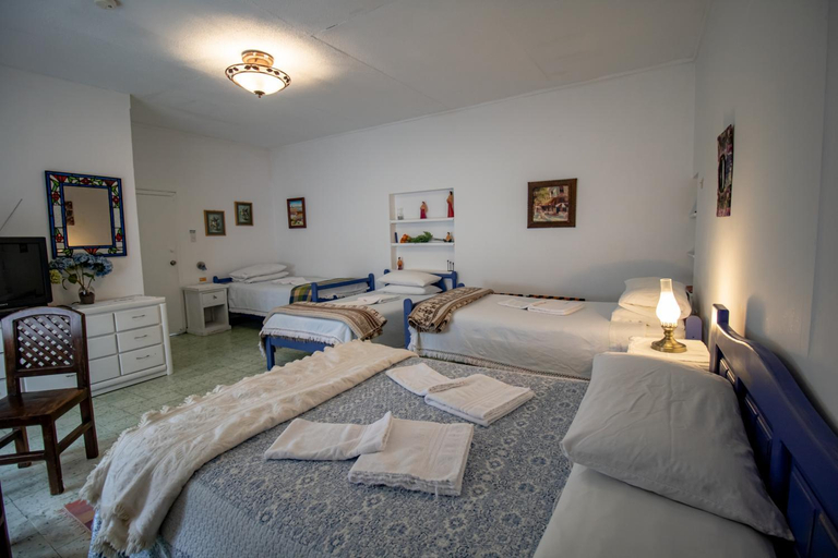 Bedroom 2, Sakti Hostal B&B, Quito