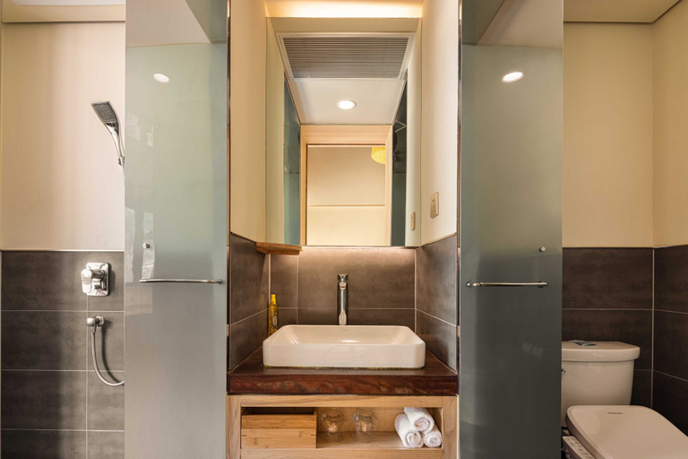 Bathroom 4, Tachuan Resort, Huangshan