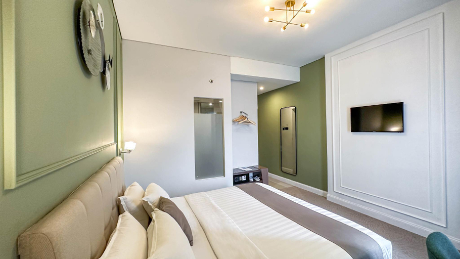 Bedroom 6