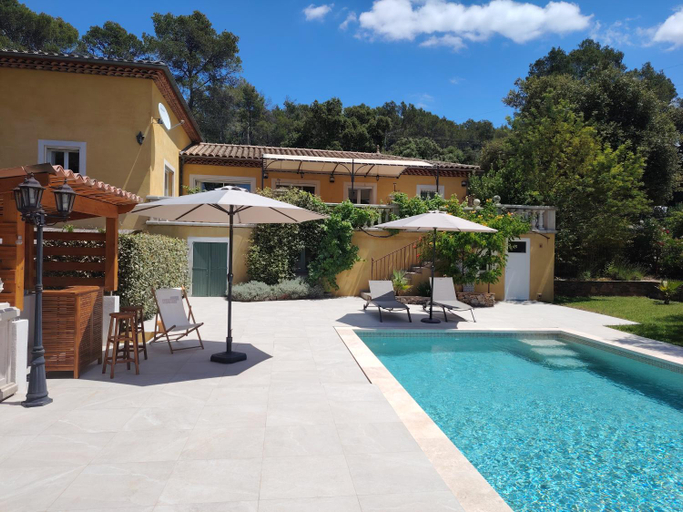 Others 2, Villa Xanadu, Var