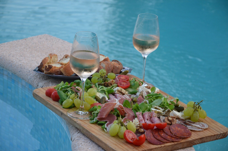 Food & Drinks 5, Le Mas de Camassade, Alpes-Maritimes