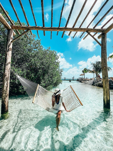Sport & Beauty, Eagle Stays Aruba