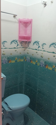 Bathroom 3, Travellers Crib, Viluppuram
