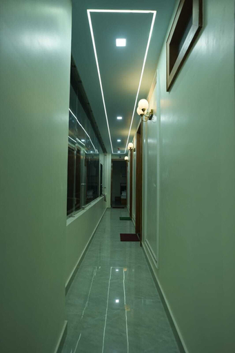 Others 1, Deep Palace Inn, Mathura