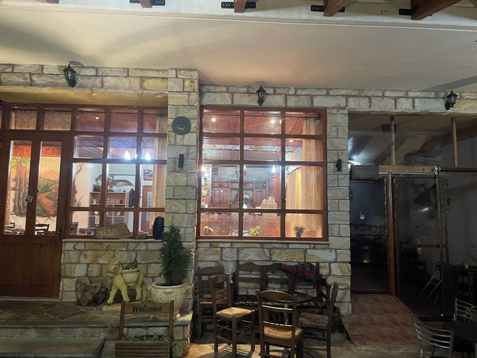 Others 5, Arxontiko tou krommyda, Thessaly