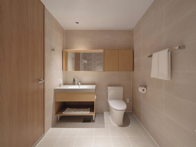 Bathroom 4, Le collective Sokcho Central, Sokcho