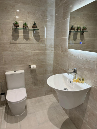 Others 5, The Coach House, Gloucestershire