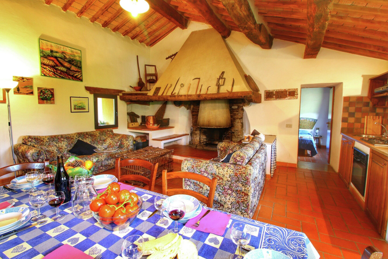 Bedroom 3, Farmhouse with pool, views, Siena