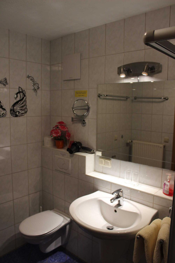 Bathroom 3, Ferienwohnungen Dippold, Bamberg