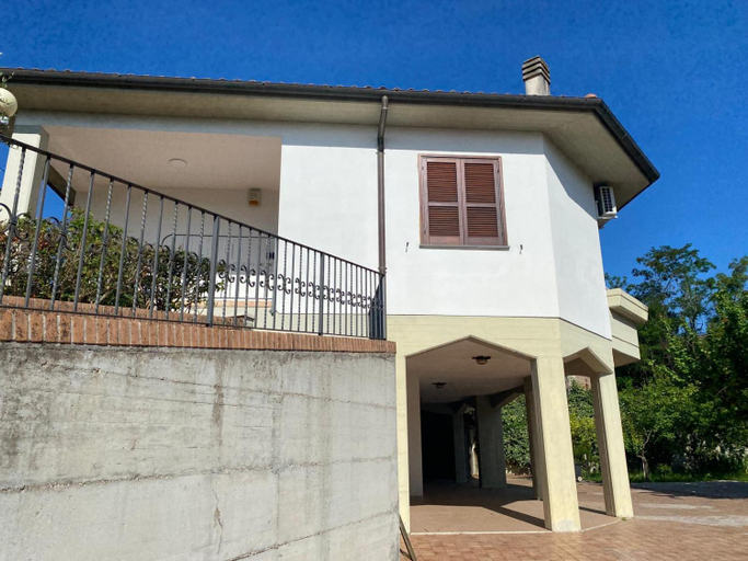 Others 3, Casa Isa, Terni