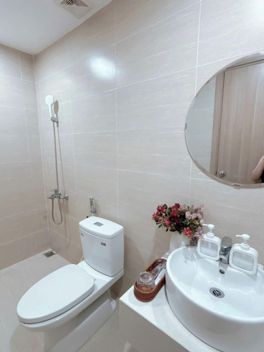 Bathroom 5, Minh Anh Apartment, Huế