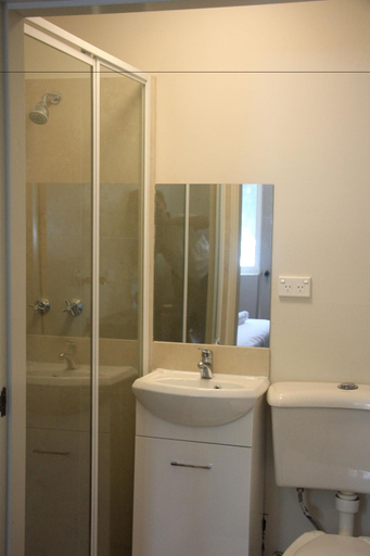 Bathroom 8