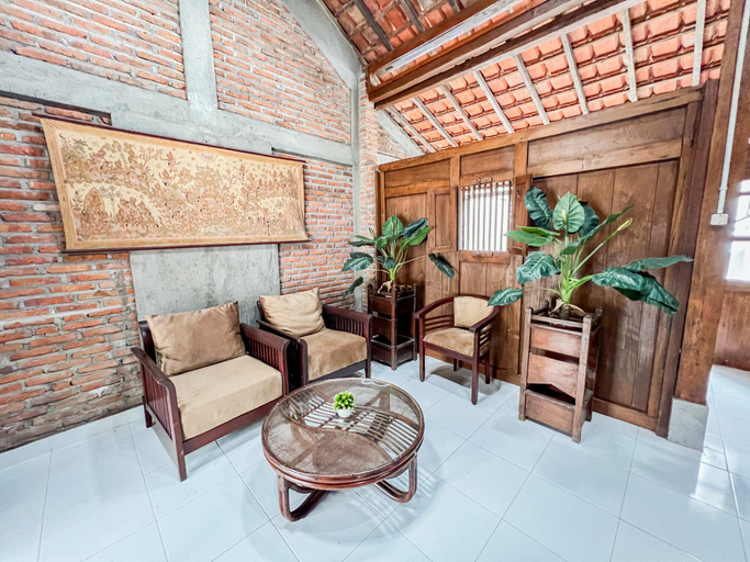 Others 2, Griya Rejodani Homestay Jogja, Sleman