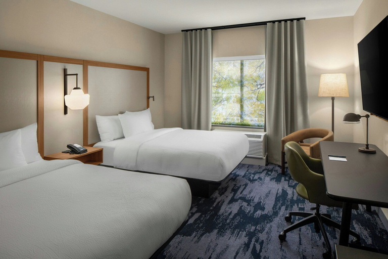 Bedroom 3, Fairfield by Marriott Inn & Suites Traverse City, Grand Traverse